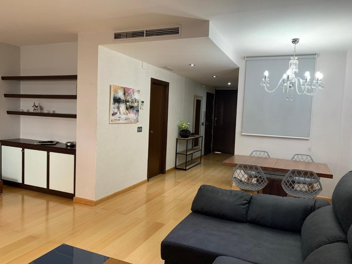 Luxury Apartment Mercat Central ตาร์ราโกนา ภายนอก รูปภาพ