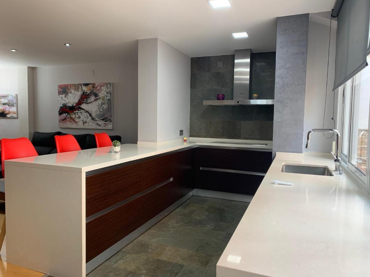 Luxury Apartment Mercat Central ตาร์ราโกนา ภายนอก รูปภาพ
