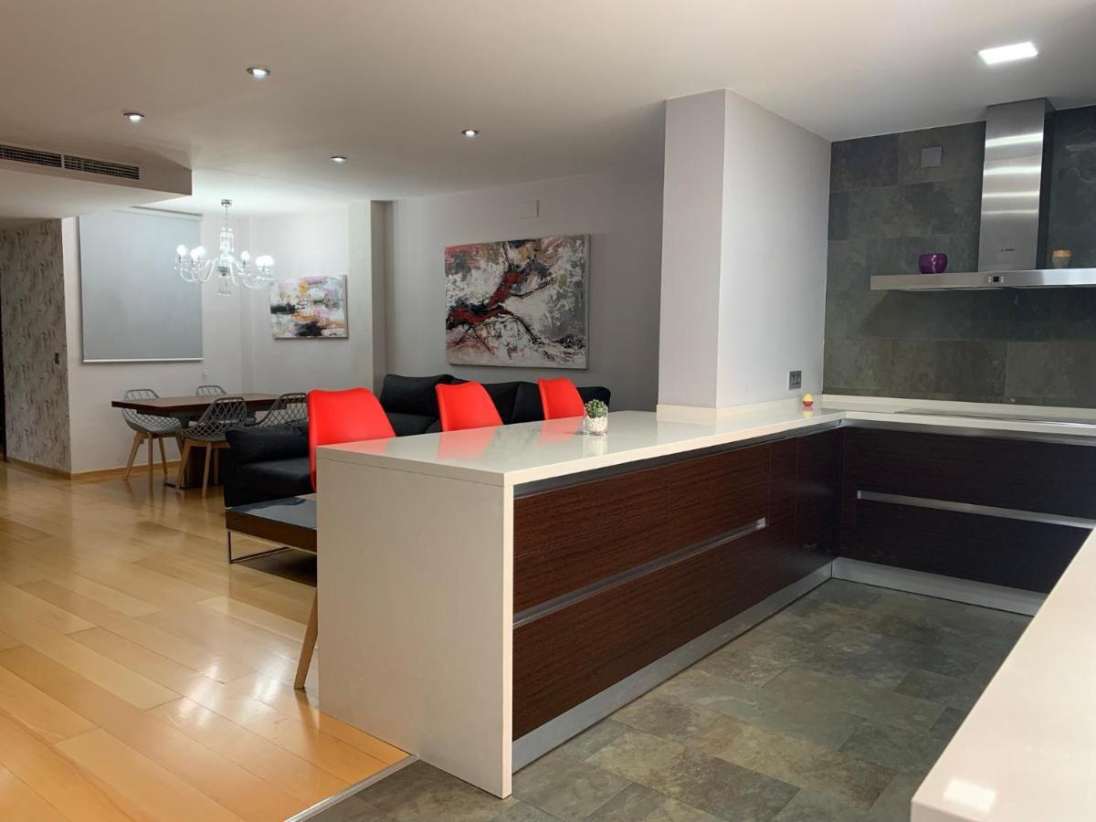 Luxury Apartment Mercat Central ตาร์ราโกนา ภายนอก รูปภาพ