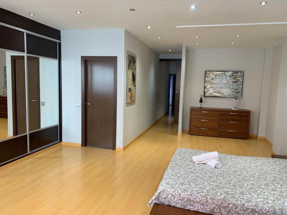 Luxury Apartment Mercat Central ตาร์ราโกนา ภายนอก รูปภาพ